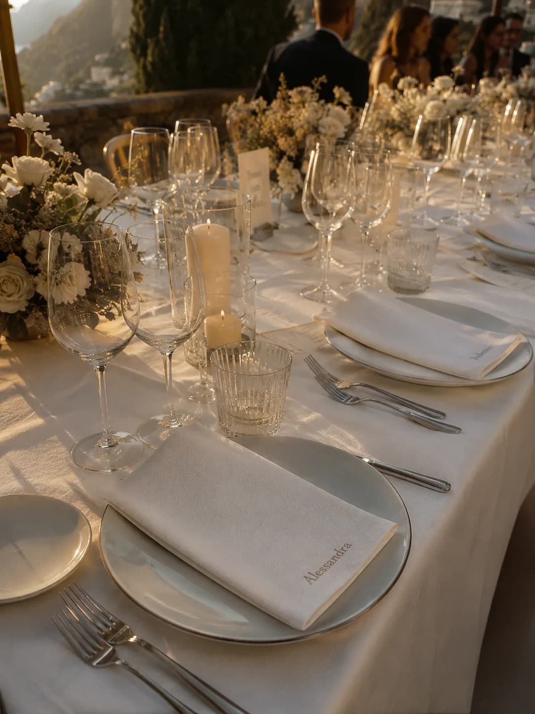 Broderie sur-mesure pour mariages et événements à Paris — Paris Broderie